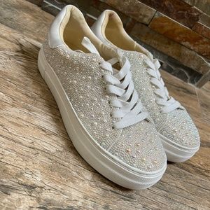 Betsey Johnson Pearl Sidny Sneakers